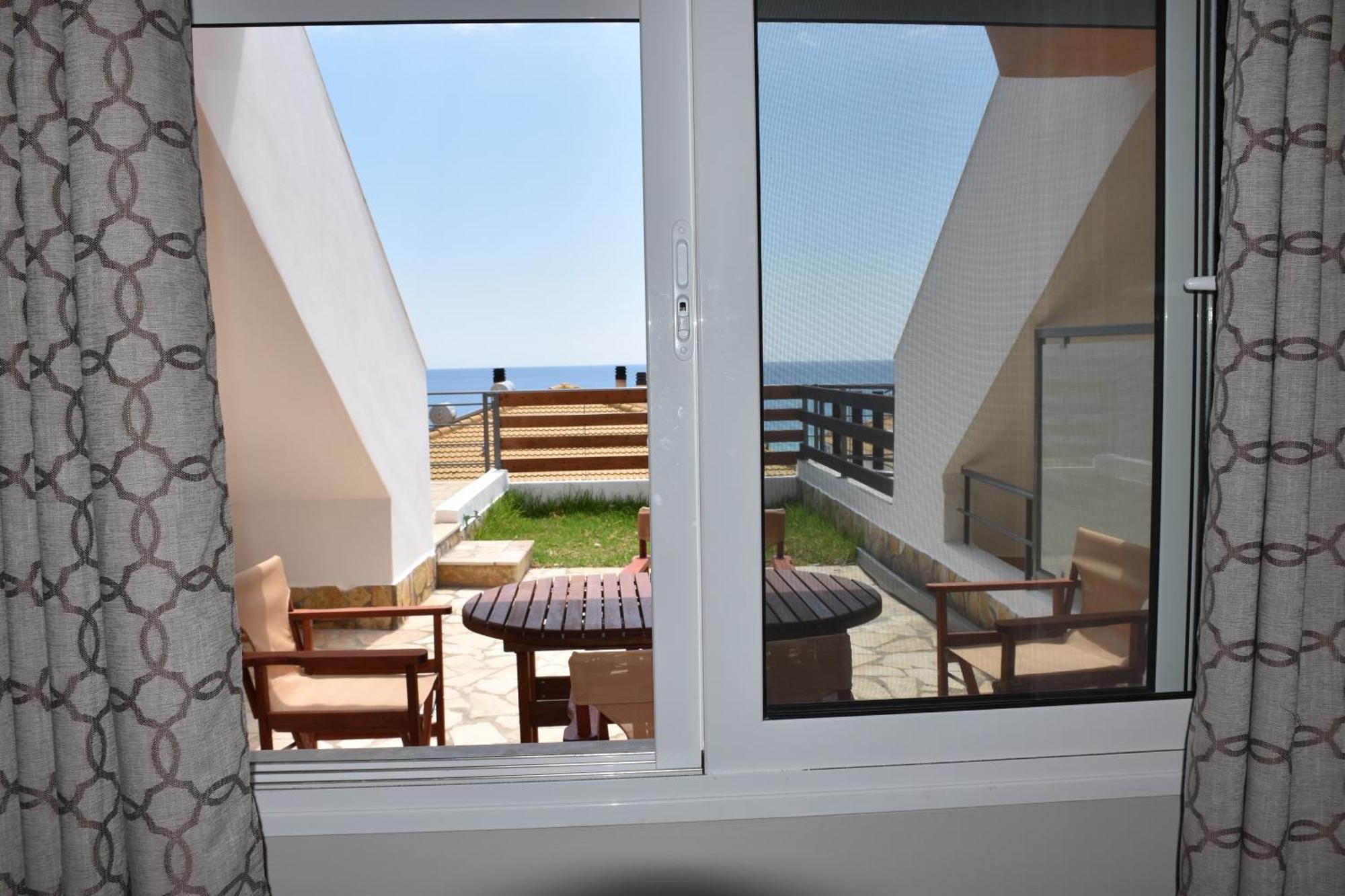 Aperanto House Paralia Loutsas 部屋 写真